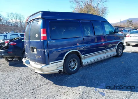 2003 Chevrolet Express Upfitter z USA, uszkodzony, nr VIN 1GBFG15T831235909